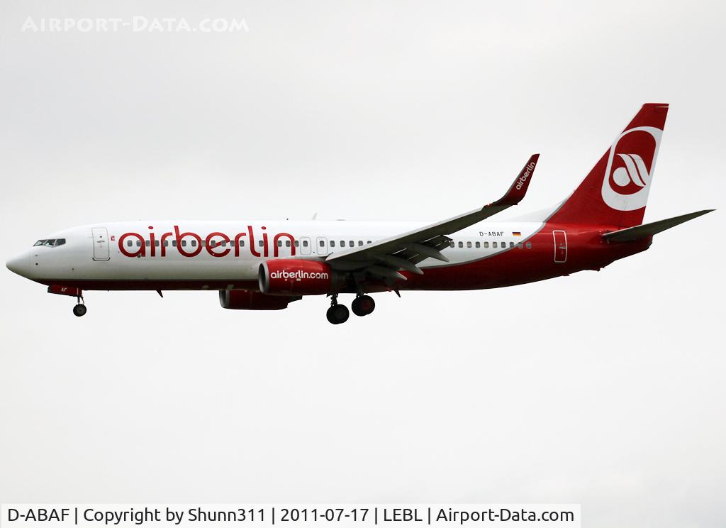 D-ABAF, 2001 Boeing 737-86J C/N 30878, Landing rwy 25R