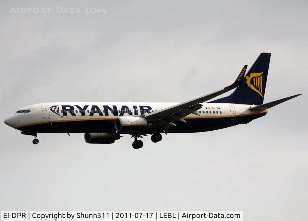 EI-DPR, 2007 Boeing 737-8AS C/N 33614, Landing rwy 25R