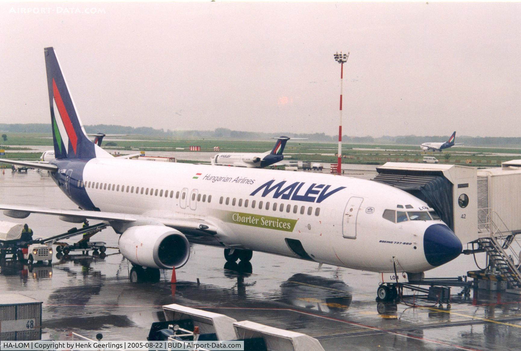 HA-LOM, 2004 Boeing 737-8Q8 C/N 30672, Malev , cs 