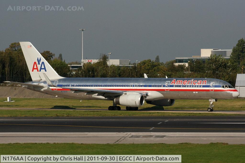 N176AA, 2001 Boeing 757-223 C/N 32395/994, American Airlines