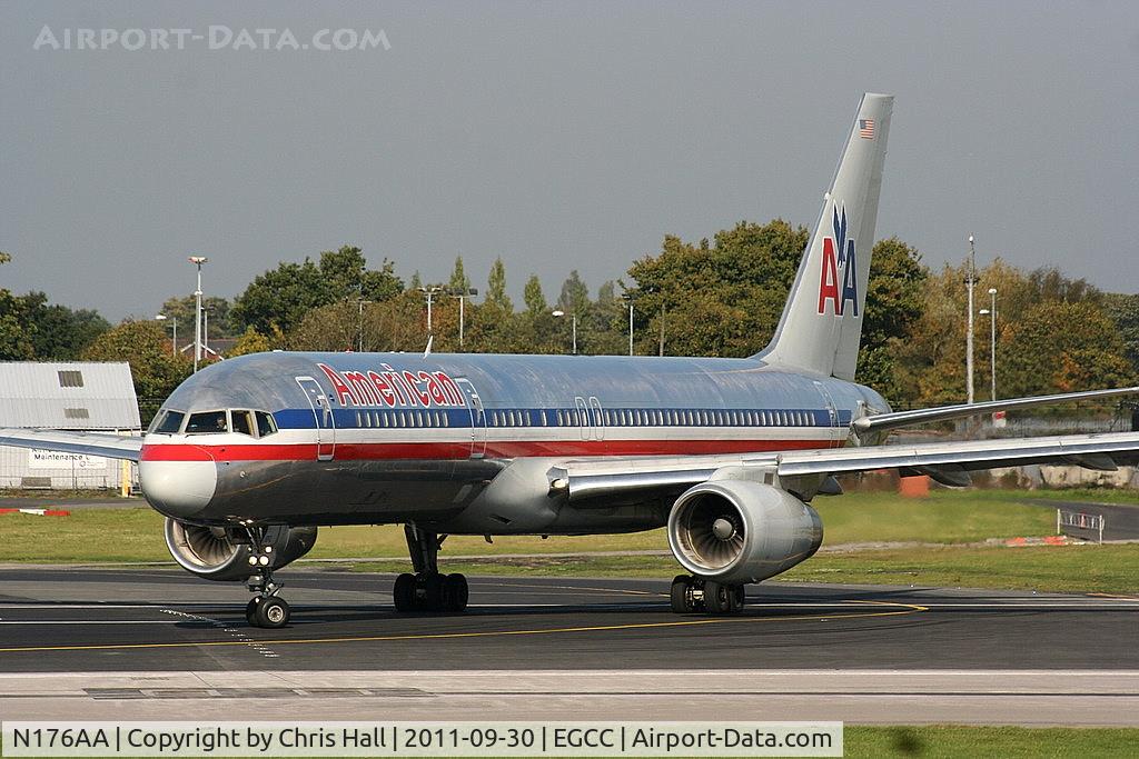 N176AA, 2001 Boeing 757-223 C/N 32395/994, American Airlines