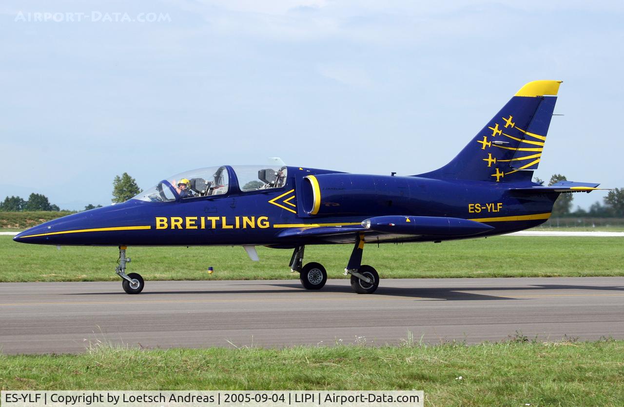 ES-YLF, Aero L-39 Albatros C/N 433141, Breitling Team