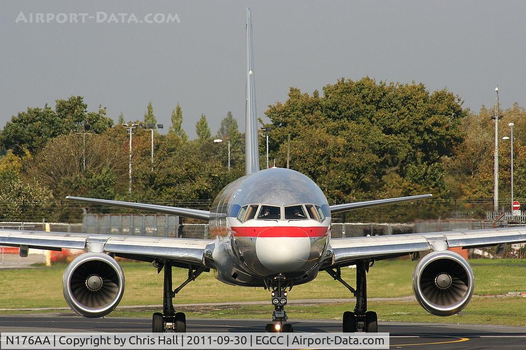 N176AA, 2001 Boeing 757-223 C/N 32395/994, American Airlines