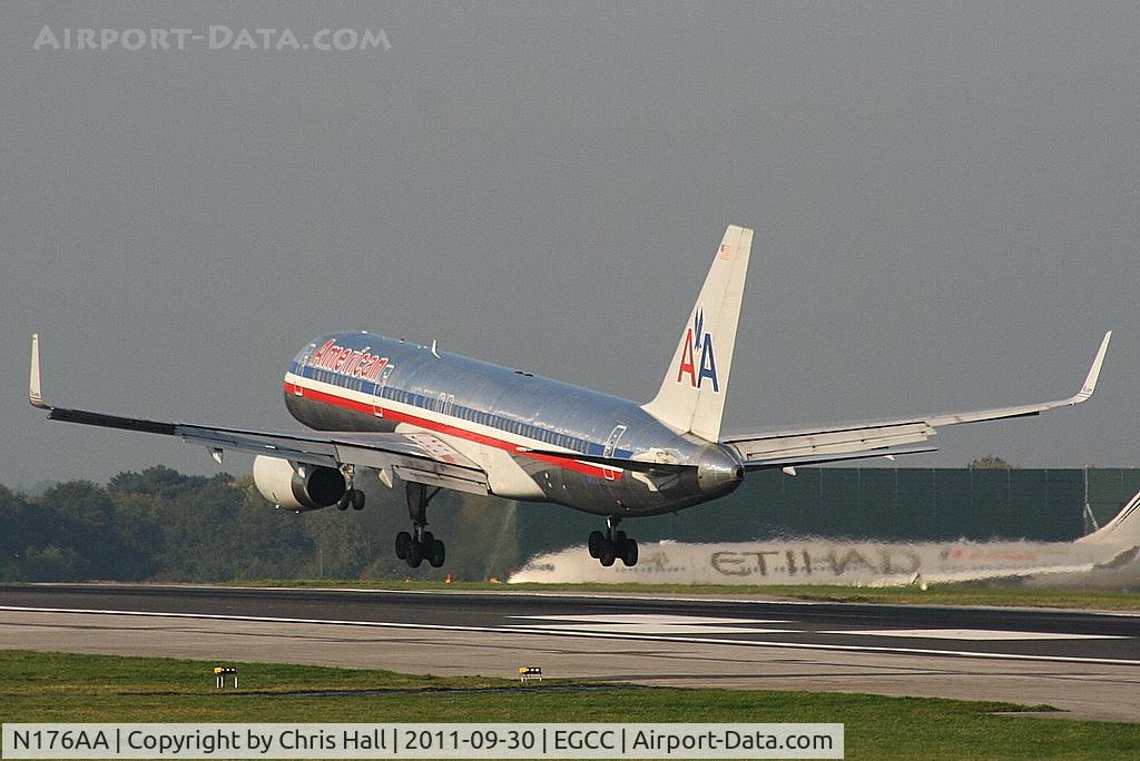 N176AA, 2001 Boeing 757-223 C/N 32395/994, American Airlines