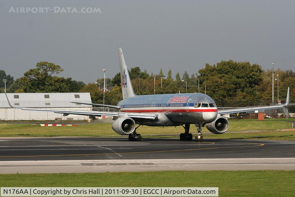 N176AA, 2001 Boeing 757-223 C/N 32395/994, American Airlines