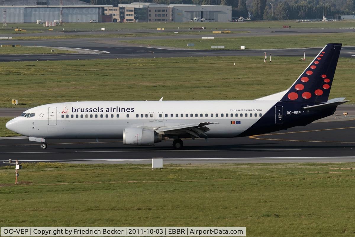 OO-VEP, 1996 Boeing 737-43Q C/N 28489, decelerating after touchdown