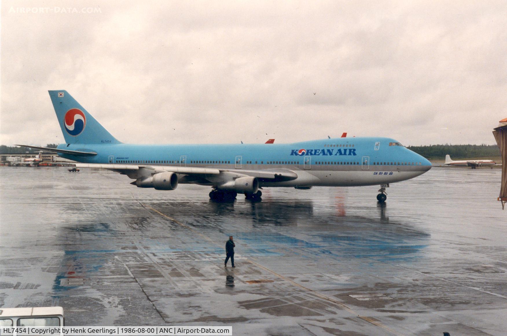 HL7454, 1980 Boeing 747-2B5B/SF C/N 22482, Korean Air
