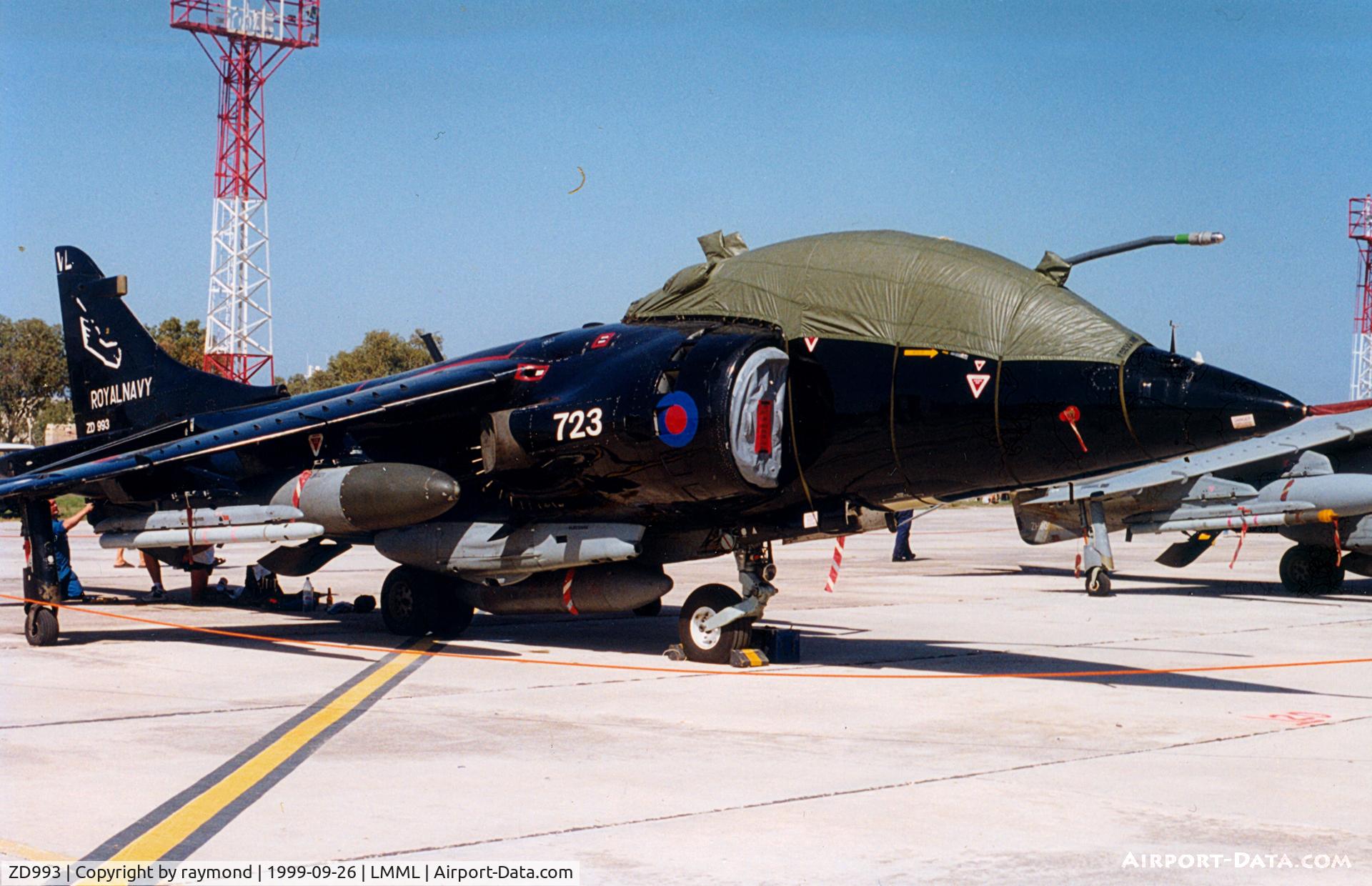 ZD993, 1994 British Aerospace Harrier T.8 C/N 212046, Harrier T8 ZD993/723 NAS899 Royal Navy