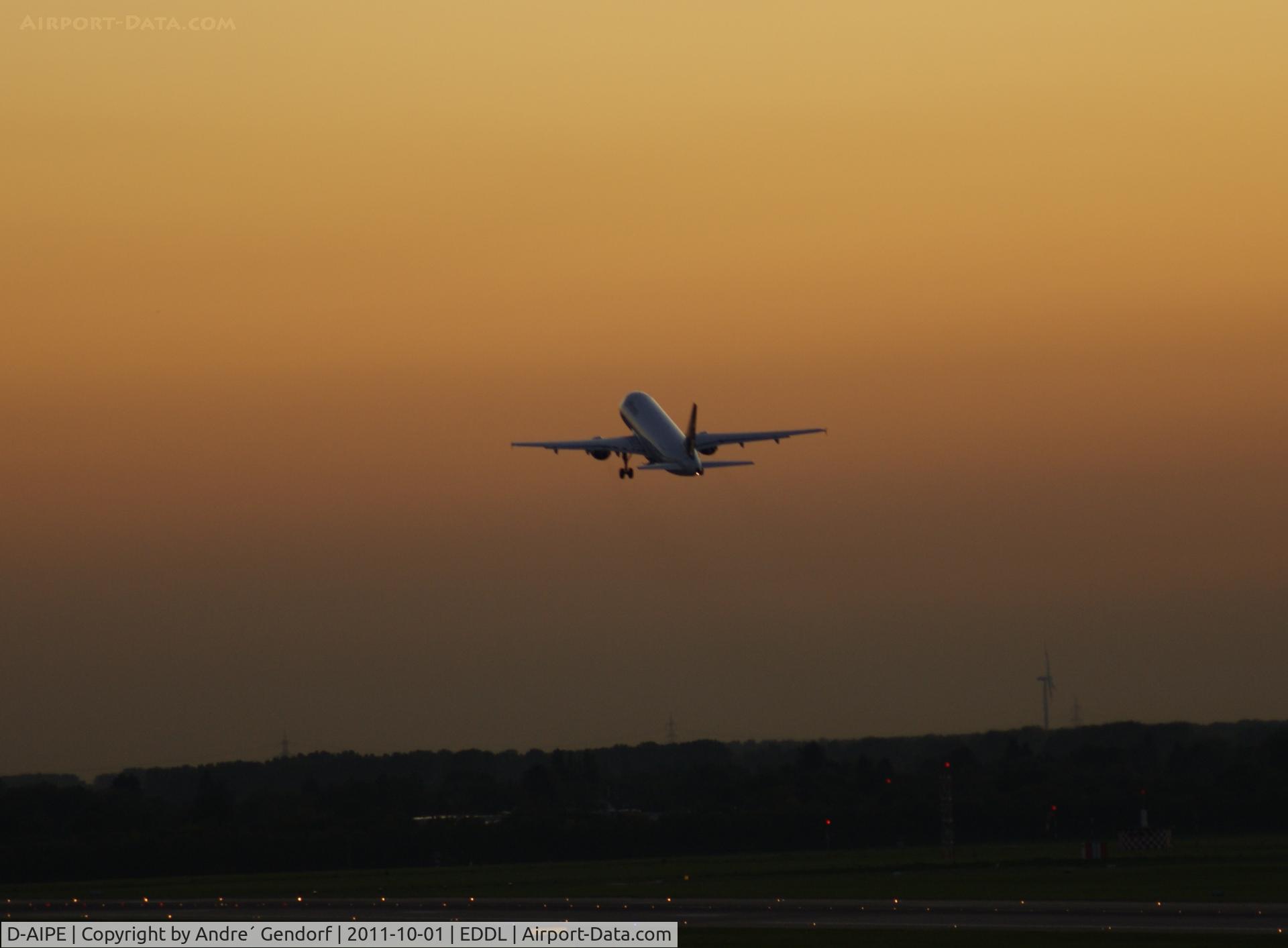 D-AIPE, 1989 Airbus A320-211 C/N 0078, Lufthansa, just Airborn