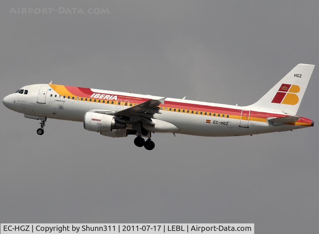 EC-HGZ, 2000 Airbus A320-214 C/N 1208, Taking off from rwy 25L