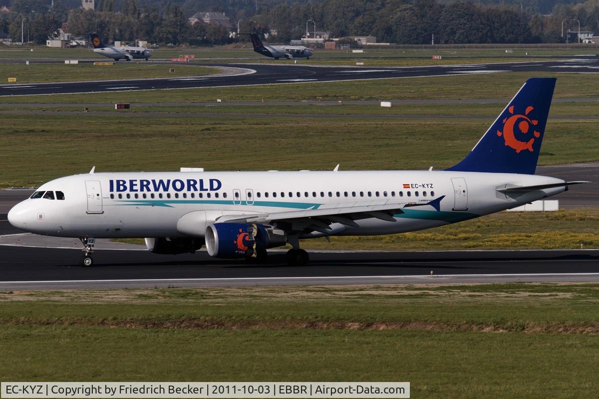 EC-KYZ, 2008 Airbus A320-214 C/N 3758, decelerating after touchdown