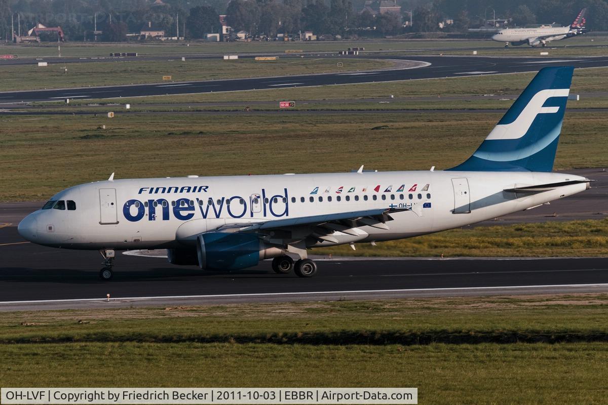 OH-LVF, 2002 Airbus A319-112 C/N 1808, decelerating after touchdown