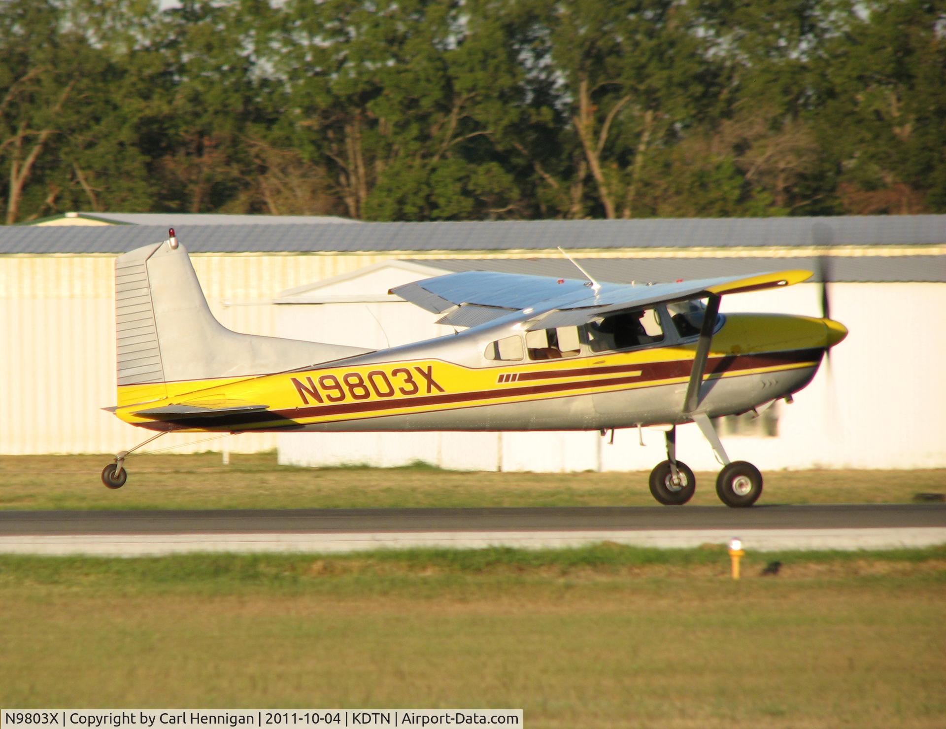 N9803X, 1961 Cessna 185 Skywagon C/N 1850003, take off runway 14