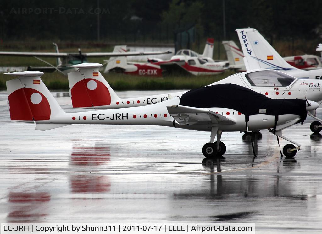 EC-JRH, 2003 Diamond DA-20 Katana C/N 20158, Parked...