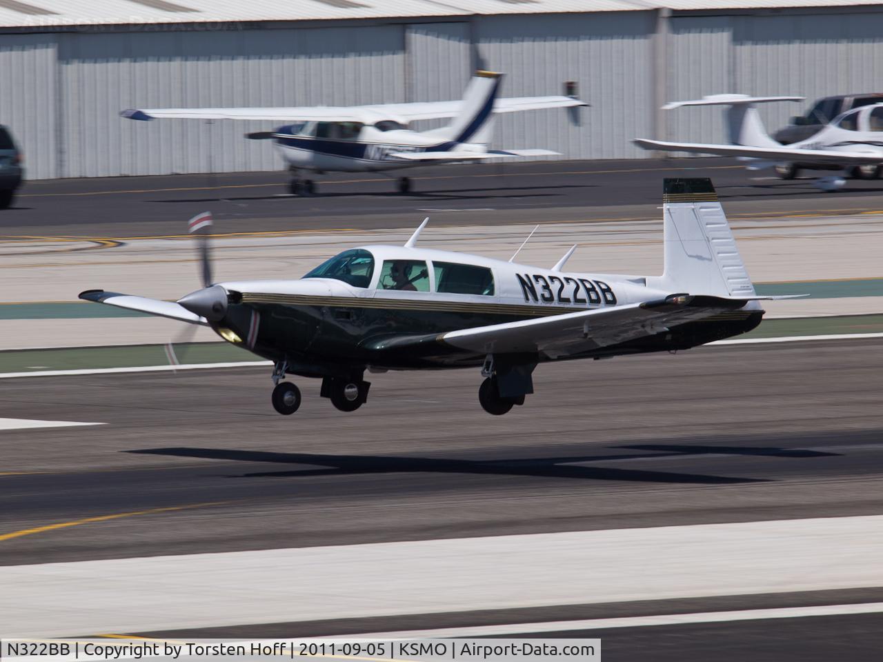 N322BB, 1979 Mooney M20K C/N 25-0239, N322BB arriving on RWY 21