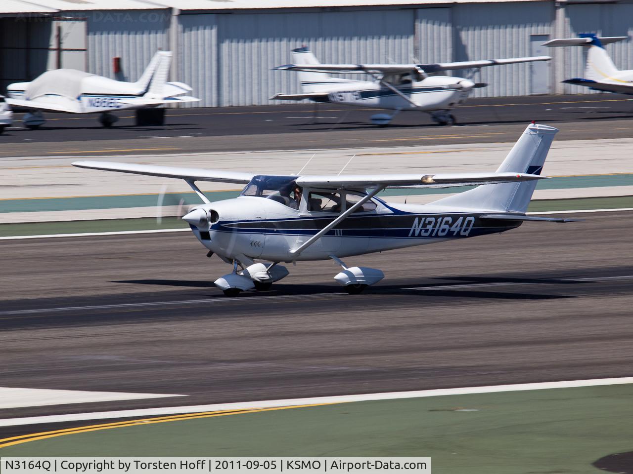 N3164Q, 1967 Cessna 182K Skylane C/N 18258164, N3164Q departing from RWY 21