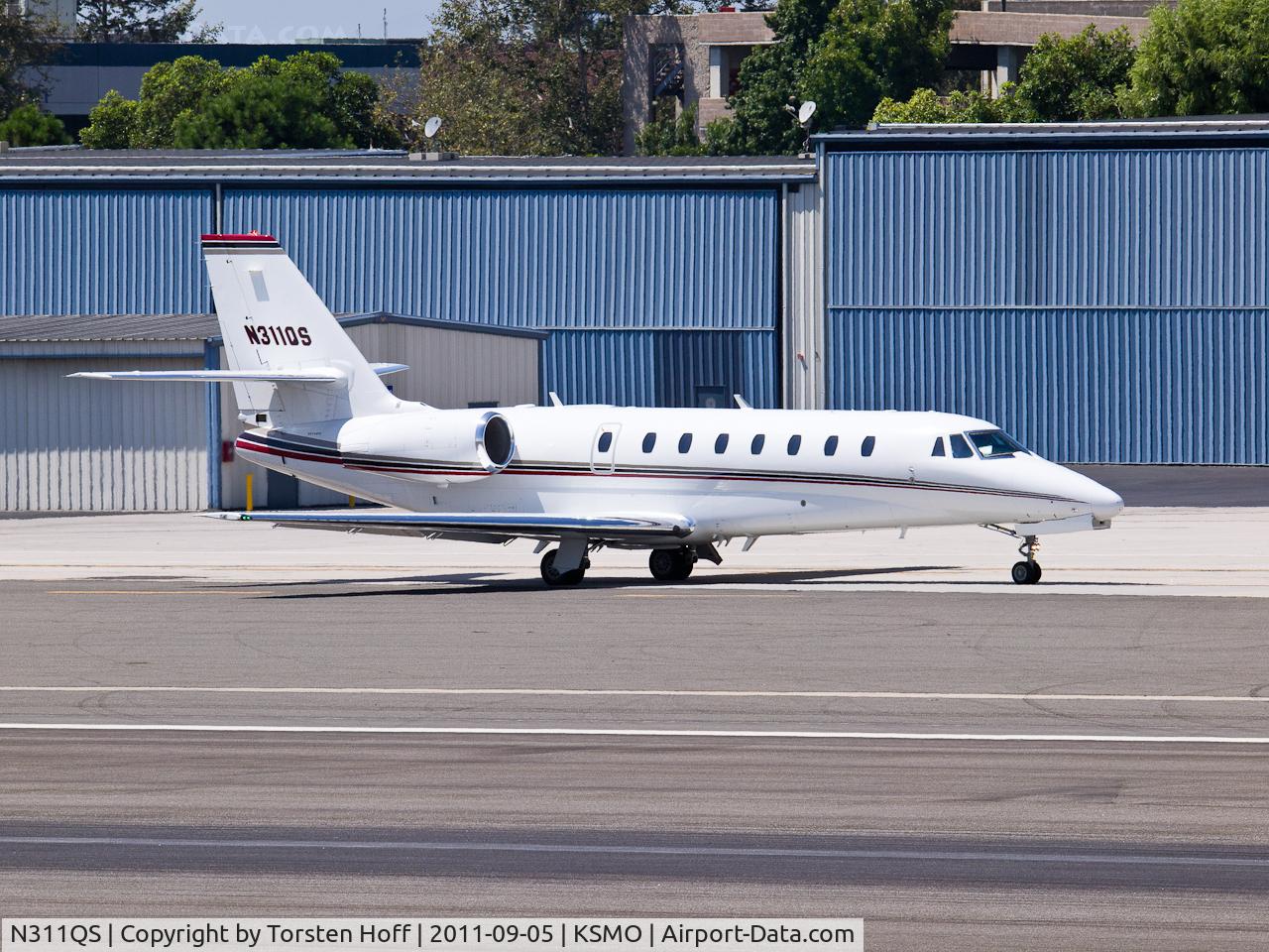 N311QS, 2008 Cessna 680 Citation Sovereign C/N 680-0196, N311QS taxiing