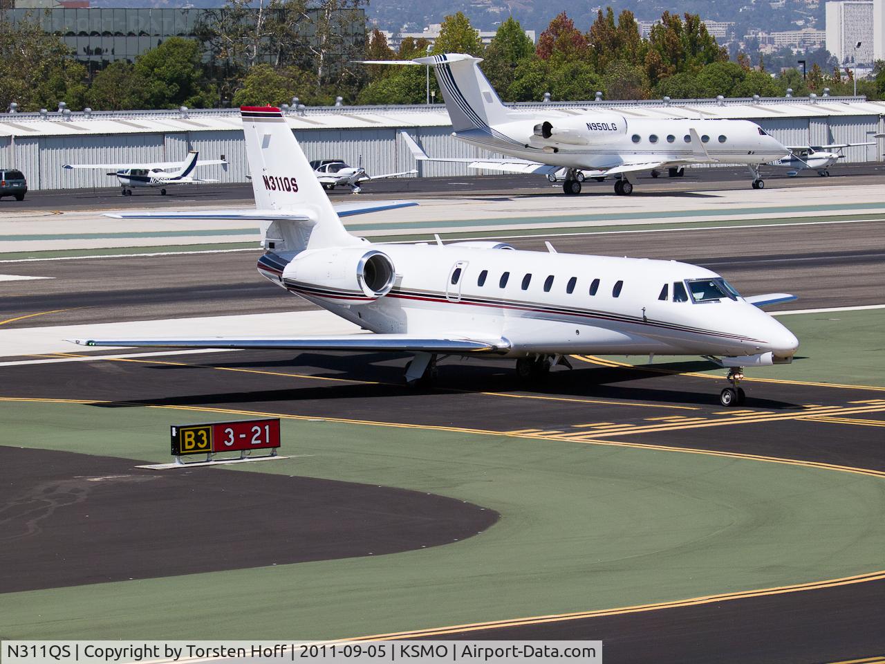 N311QS, 2008 Cessna 680 Citation Sovereign C/N 680-0196, N311QS taxiing