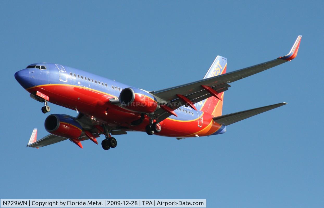N229WN, 2006 Boeing 737-7H4 C/N 32498, Southwest 737