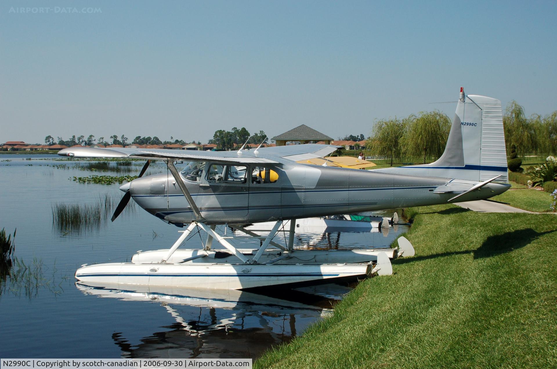 N2990C, 1954 Cessna 180 C/N 30890, 1954 Cessna 180 N2990C at Lake Ashton Golf Club, Lake Wales, FL