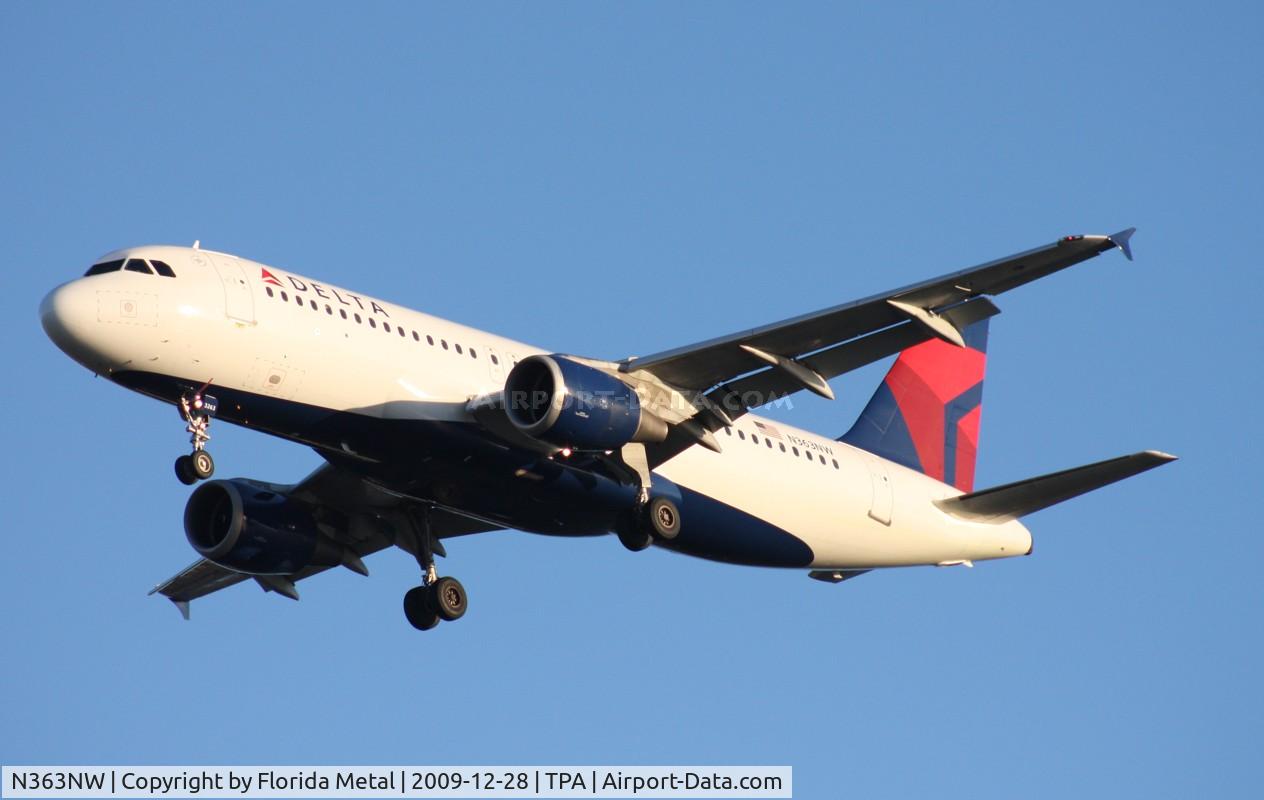N363NW, 1998 Airbus A320-212 C/N 0923, Delta A320