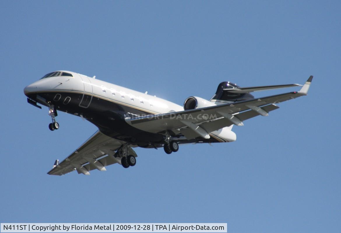N411ST, 2009 Bombardier Challenger 300 (BD-100-1A10) C/N 20266, Challenger 300