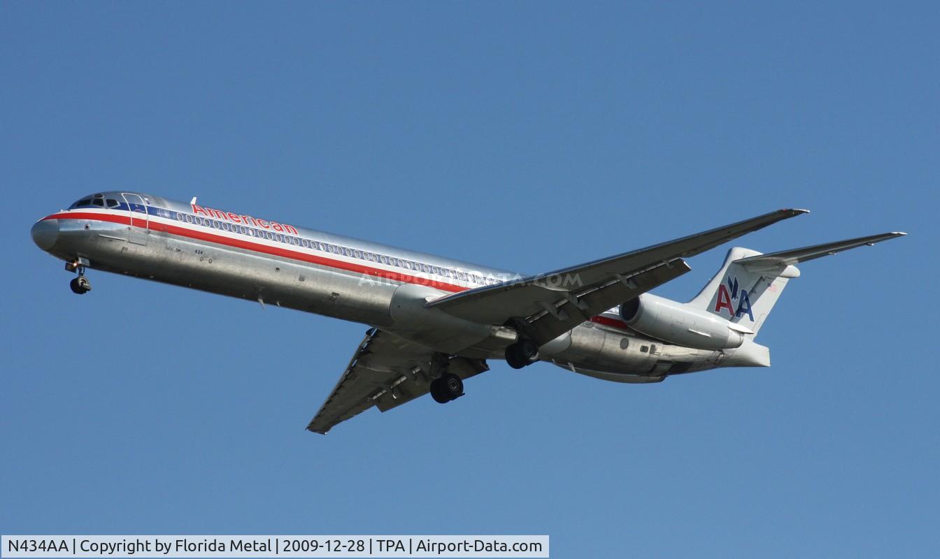 N434AA, 1987 McDonnell Douglas MD-83 (DC-9-83) C/N 49452, American MD-83