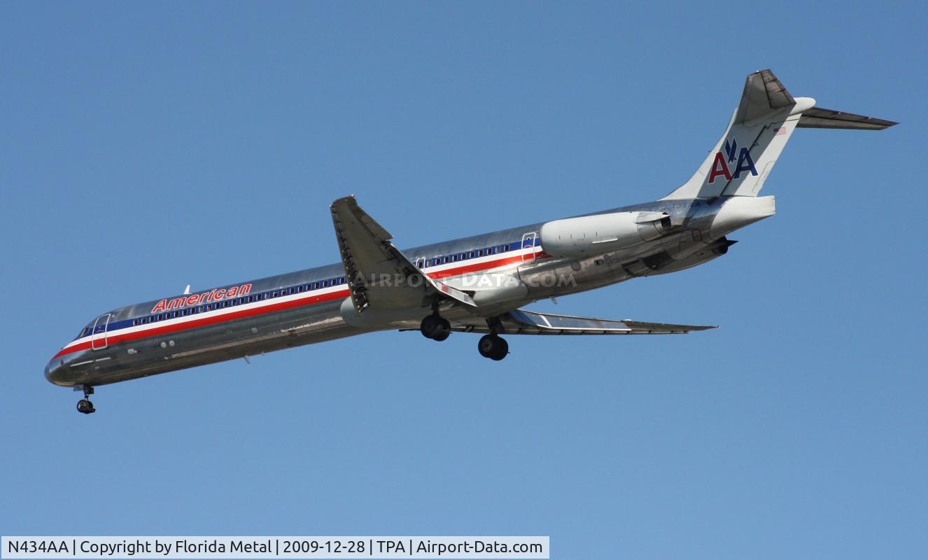 N434AA, 1987 McDonnell Douglas MD-83 (DC-9-83) C/N 49452, American MD-83