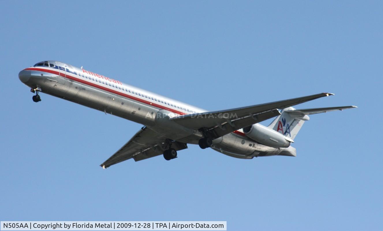 N505AA, 1989 McDonnell Douglas MD-82 (DC-9-82) C/N 49799, American MD-82