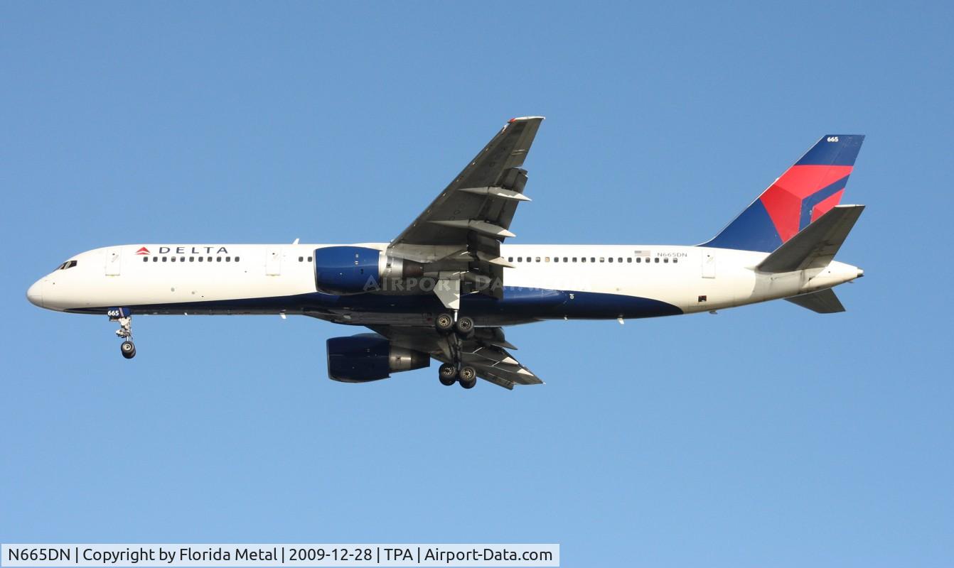 N665DN, 1991 Boeing 757-232 C/N 25013, Delta 757