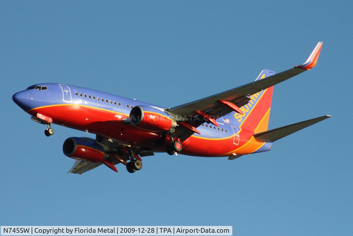 N745SW, 1999 Boeing 737-7H4 C/N 29491, Southwest 737