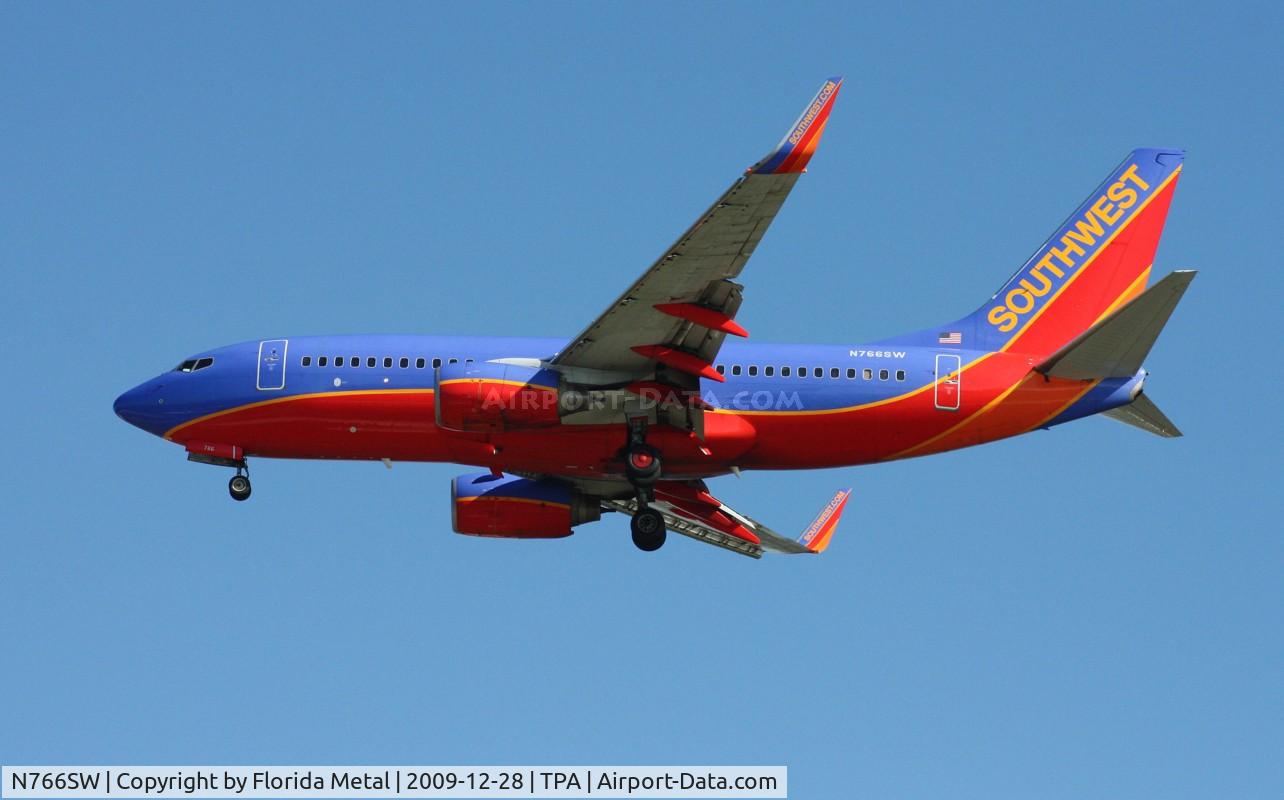 N766SW, 2000 Boeing 737-7H4 C/N 29806, Southwest 737