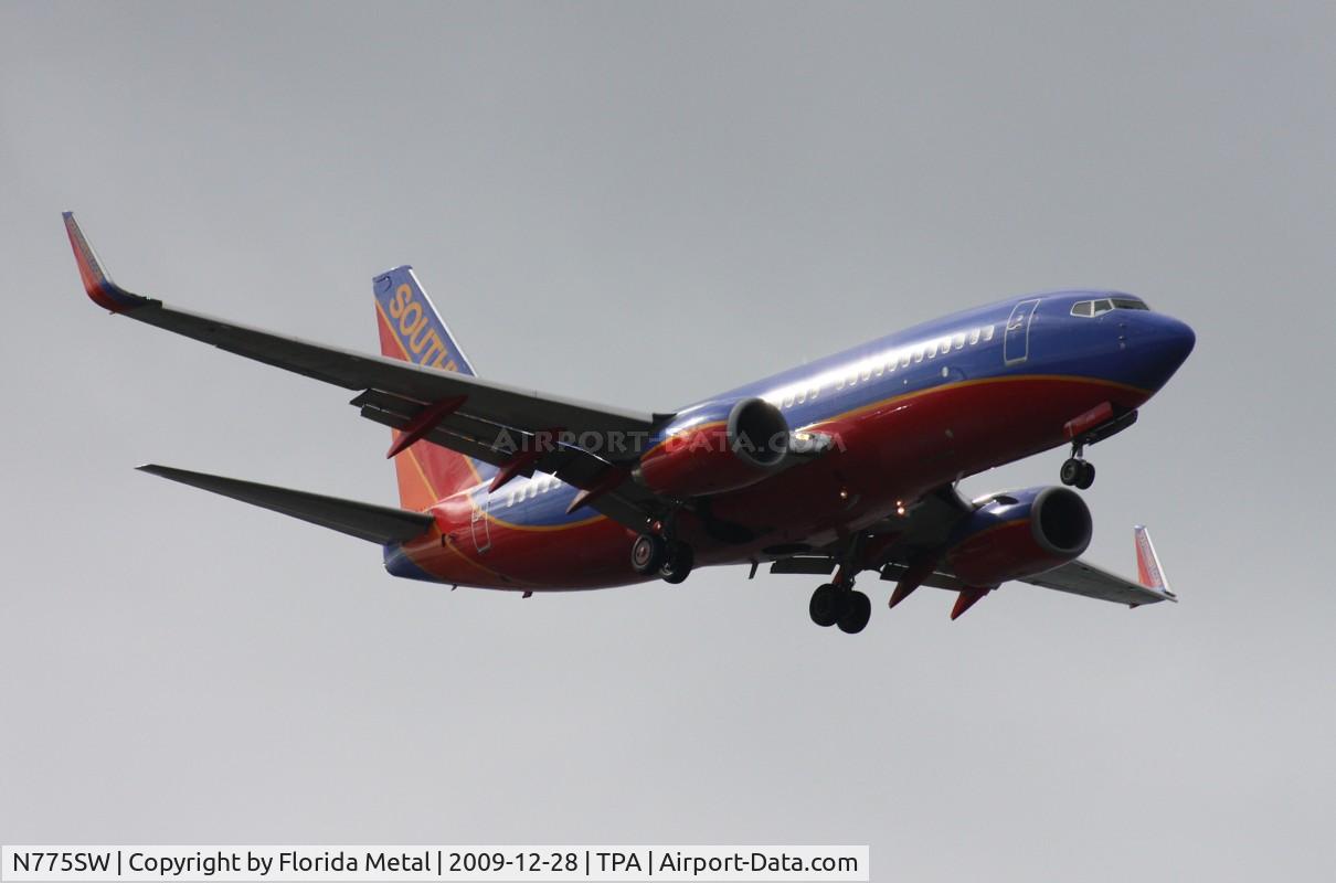 N775SW, 2000 Boeing 737-7H4 C/N 30590, Southwest 737