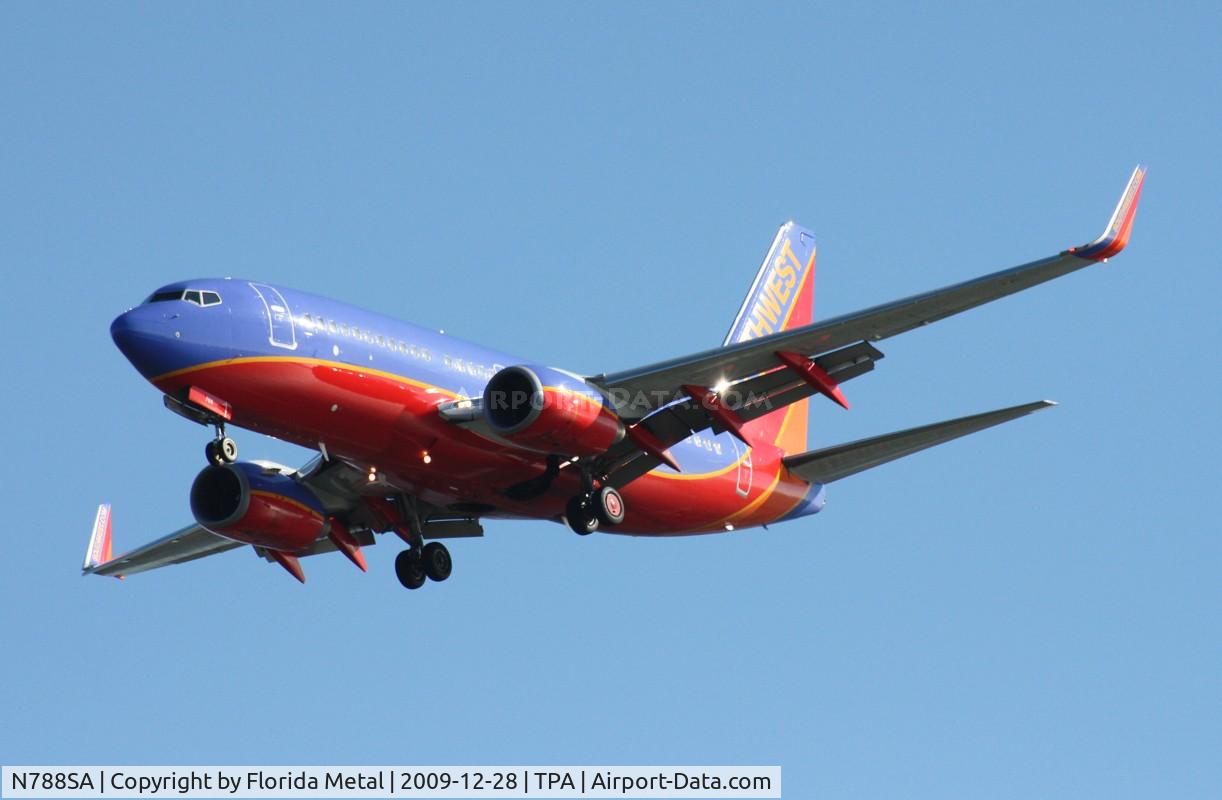 N788SA, 2000 Boeing 737-7H4 C/N 30603, Southwest 737