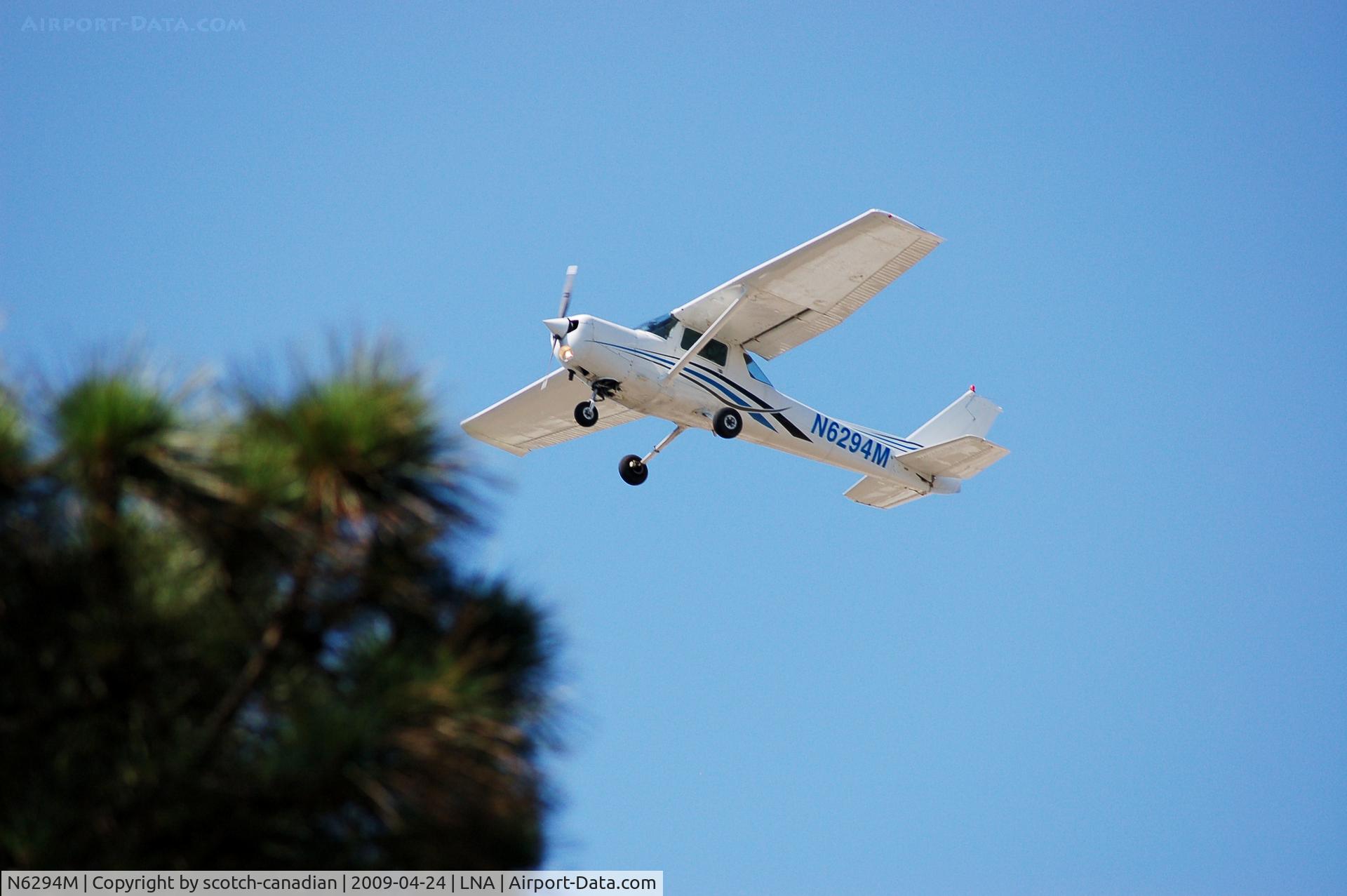 N6294M, 1980 Cessna 152 C/N 15284657, 1980 Cessna 152 N6294M at Palm Beach County Park Airport, Lantana, FL
