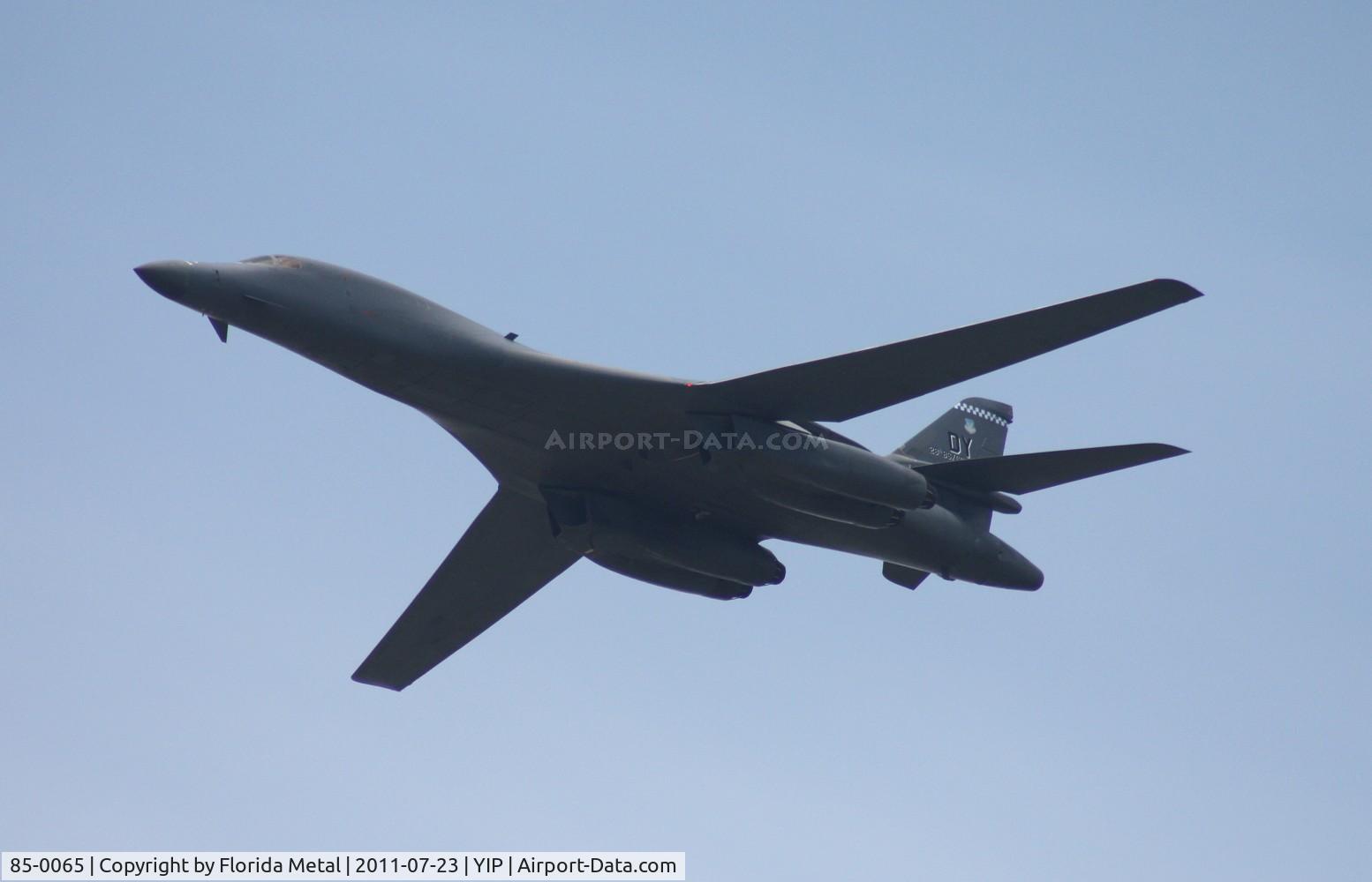 85-0065, 1985 Rockwell B-1B Lancer C/N 25, B-1B Lancer first pass
