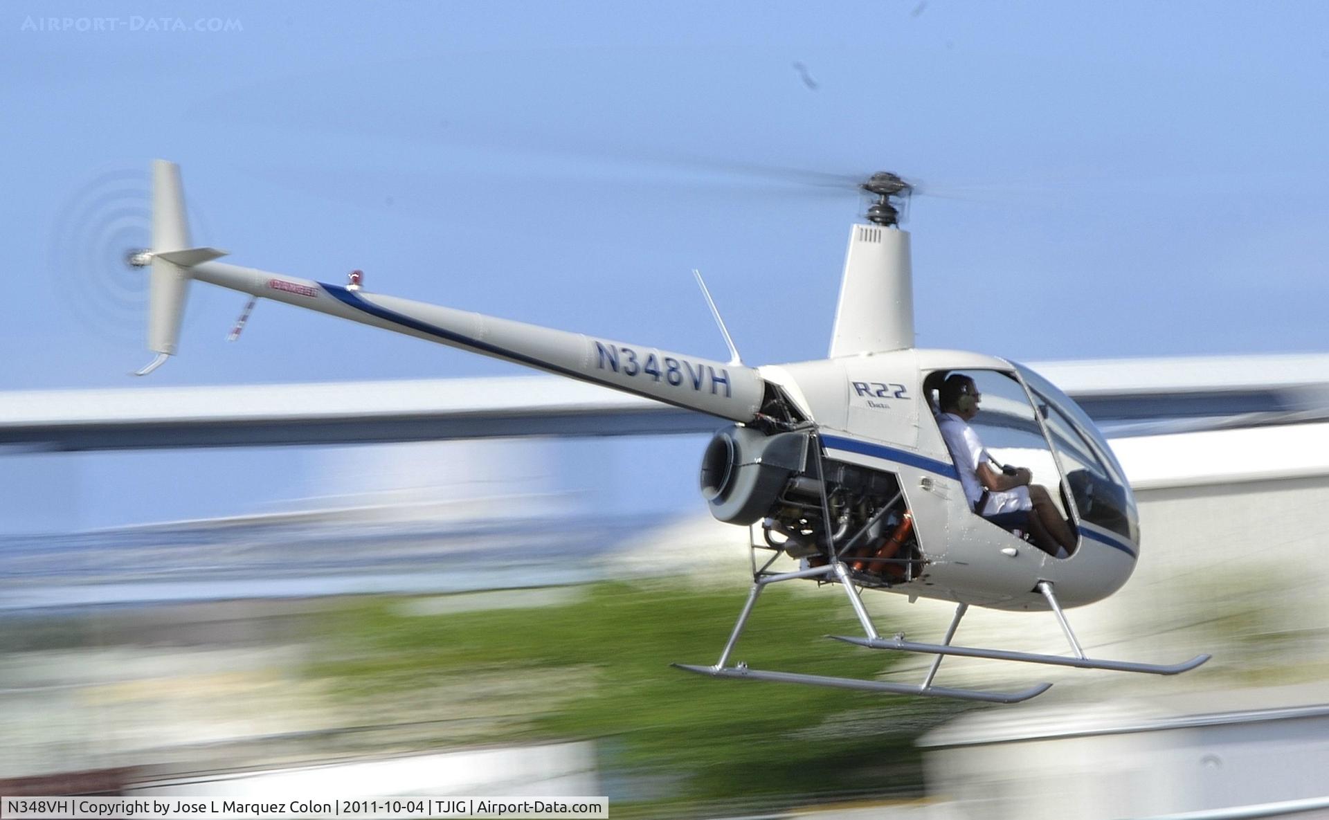 N348VH, 1992 Robinson R22 BETA C/N 2258, Approach to land on the ramp of vertical solution