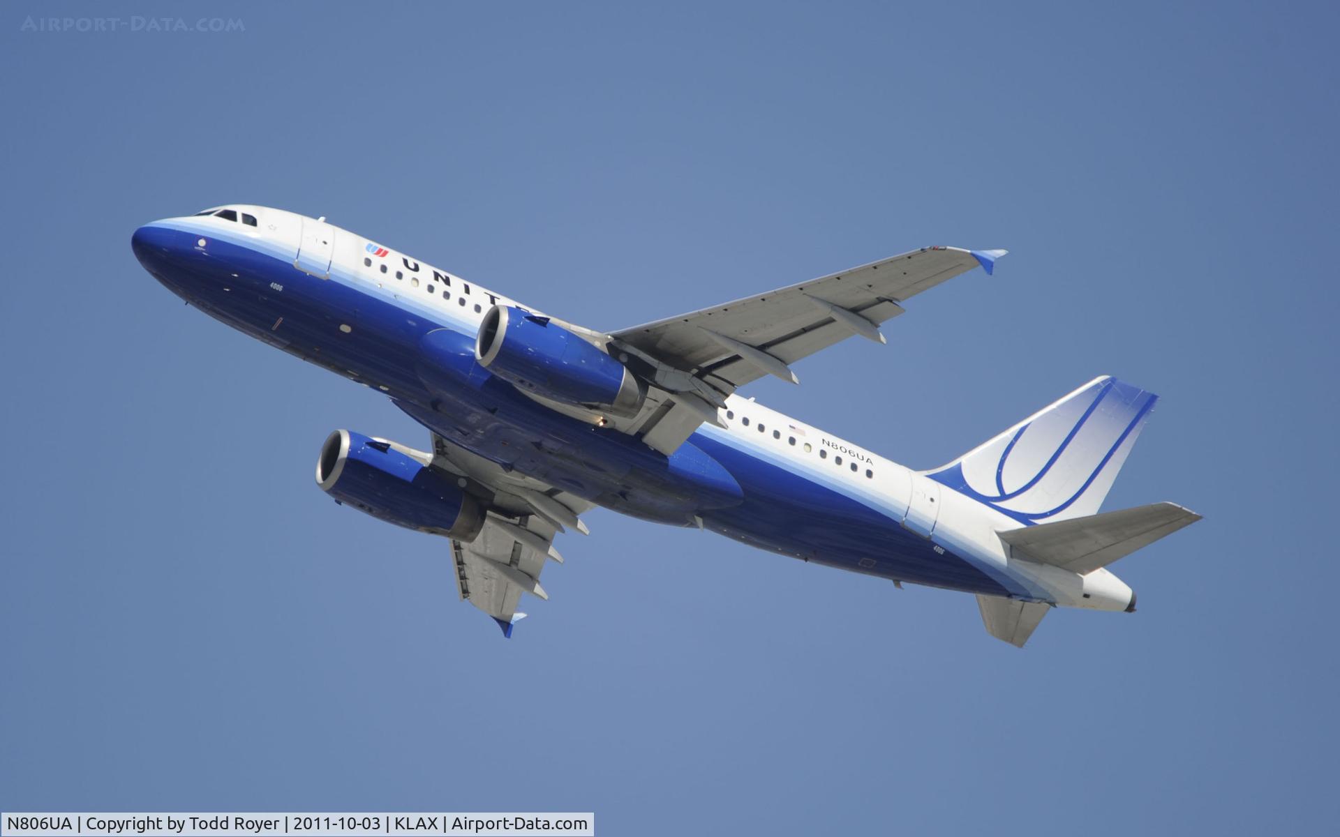 N806UA, 1998 Airbus A319-131 C/N 788, Departing LAX
