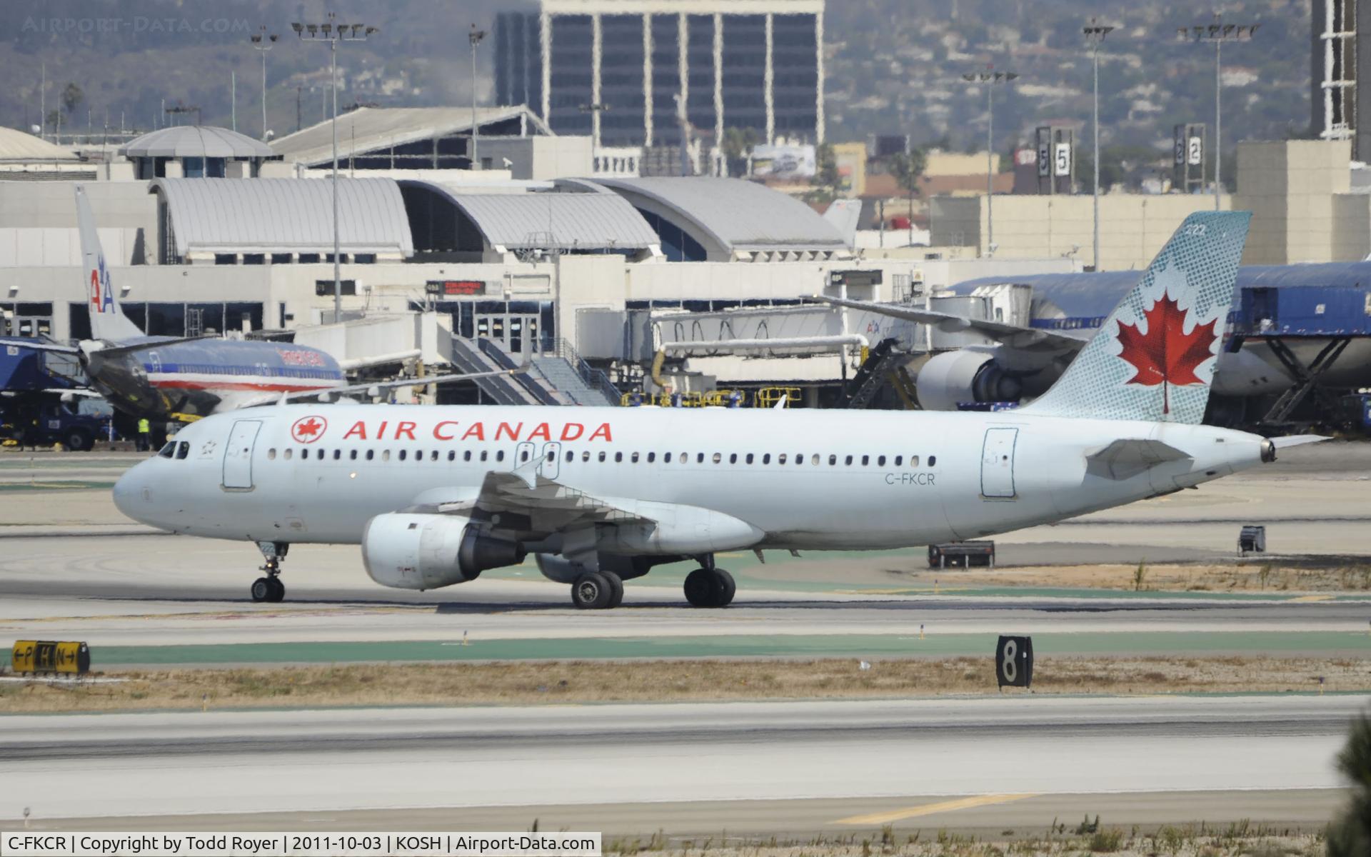 C-FKCR, 1991 Airbus A320-211 C/N 290, Arriving at LAX
