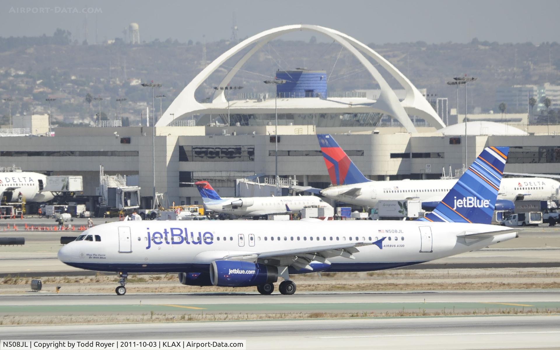 N508JL, 2000 Airbus A320-232 C/N 1257, Arriving at LAX