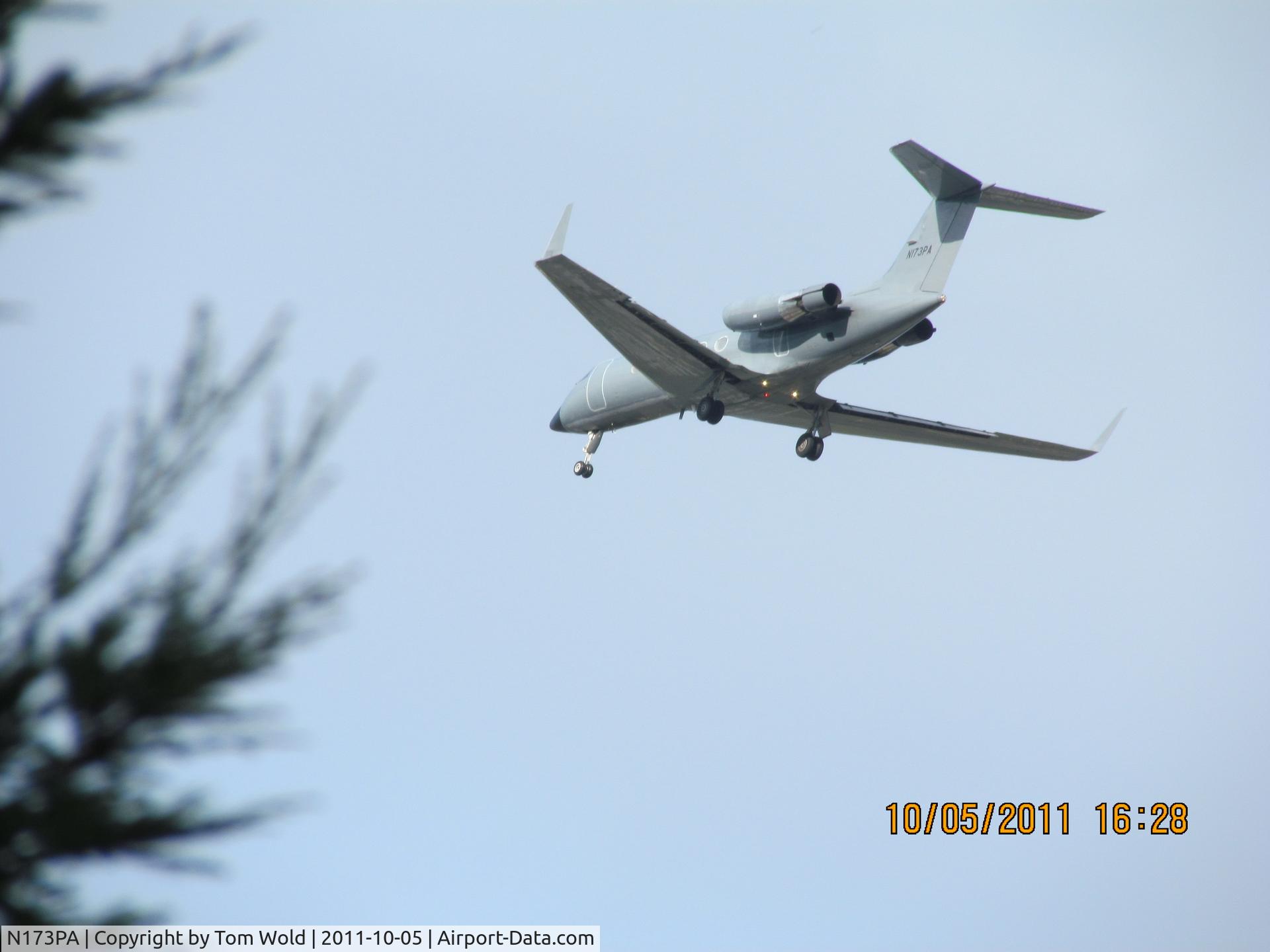 N173PA, 1982 Gulfstream G-1159A Gulfstream III C/N 313, Took this photo of N173PA at 4:28pm, just about 2 miniutes from landing at Mcclellan field near Sacramento Ca.