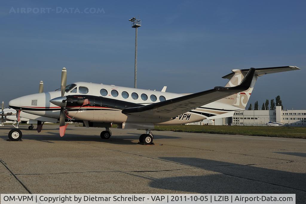 OM-VPM, Hawker Beechcraft 350 King Air (B300) C/N FL-700, King Air