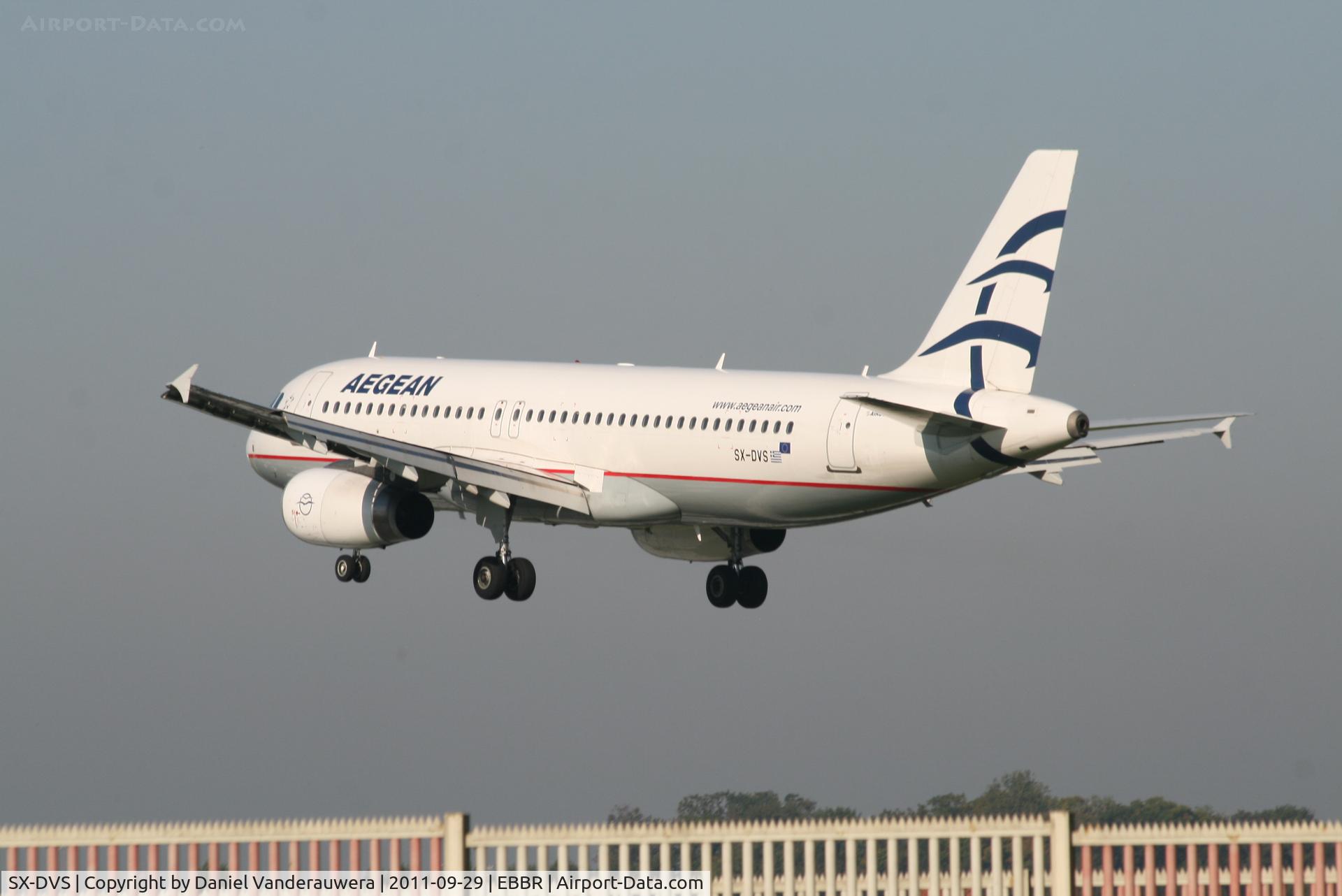 SX-DVS, 2008 Airbus A320-232 C/N 3709, Flight A3 620 is desceding to RWY 25L
