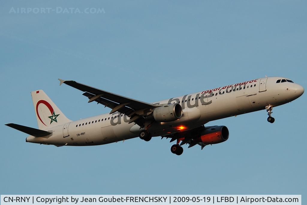 CN-RNY, 2003 Airbus A321-211 C/N 2076, landing 23