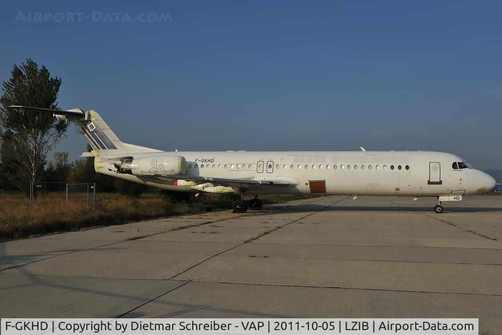 F-GKHD, 1992 Fokker 100 (F-28-0100) C/N 11381, ex Brit Air Fokker 100