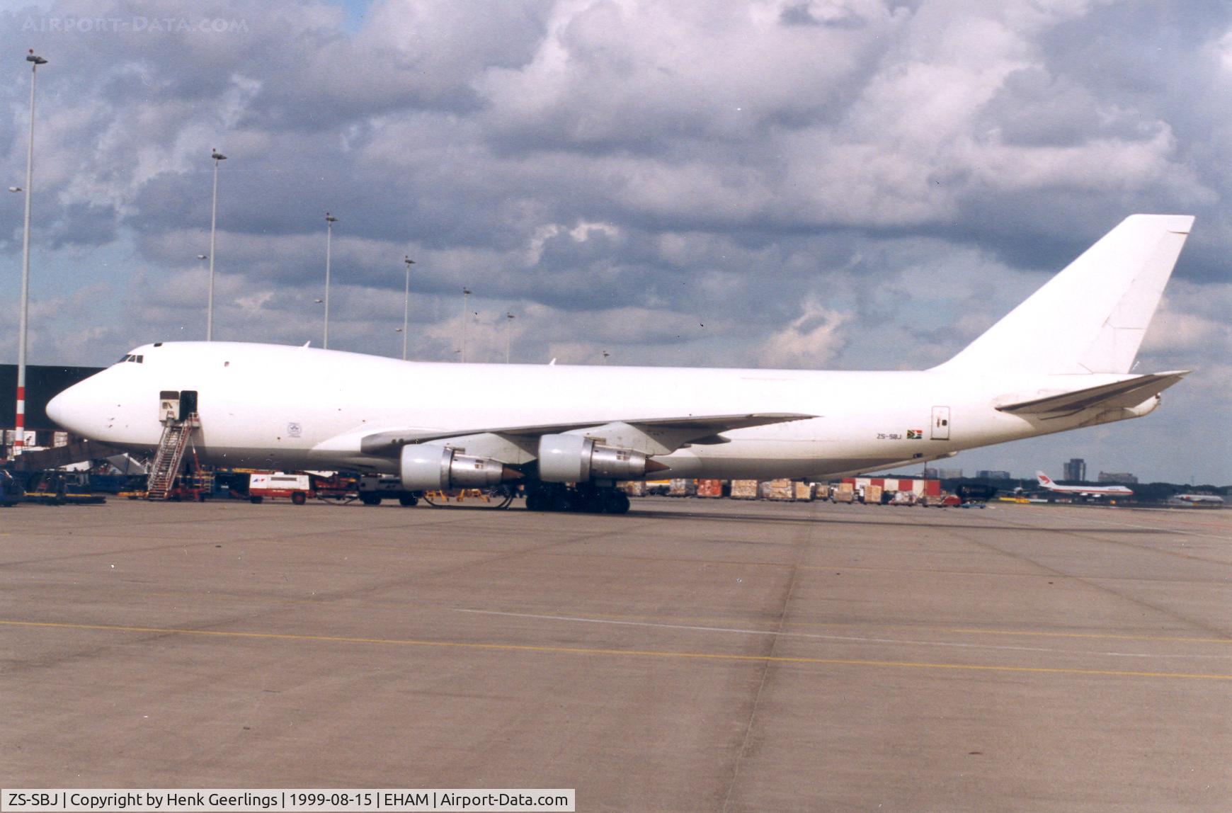 ZS-SBJ, 1988 Boeing 747-212F C/N 24177, All white cs. Flying for SAA - Cargo