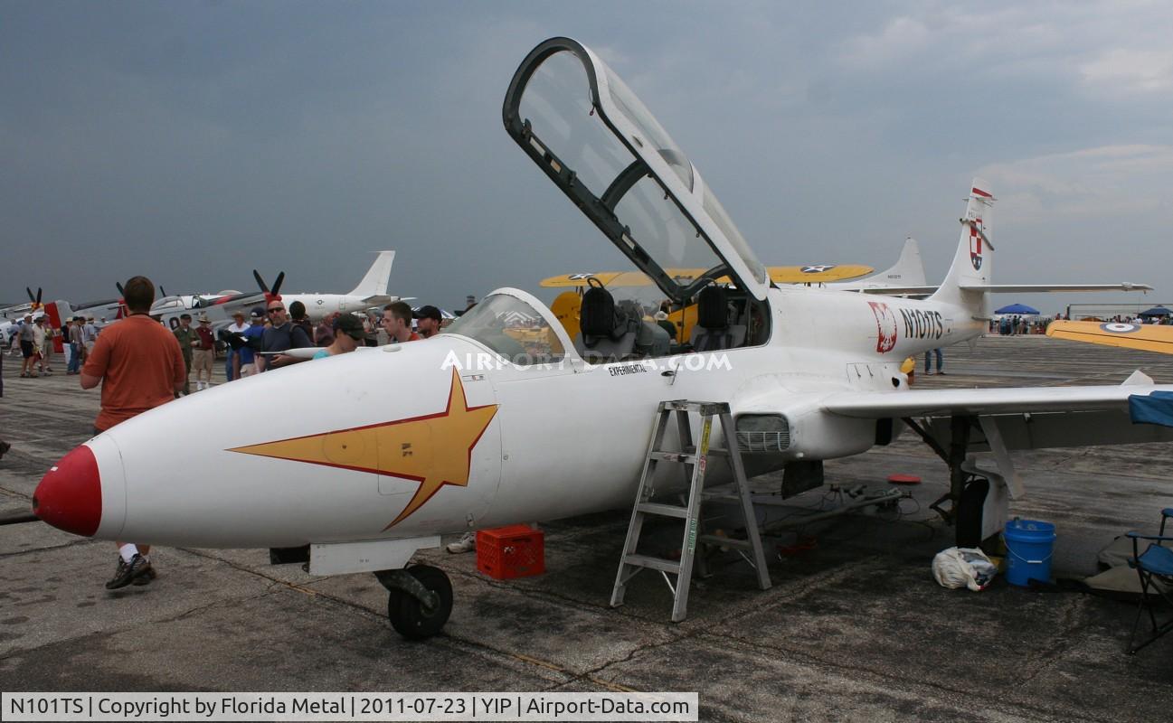 N101TS, 1973 PZL-Mielec TS-11 Iskra C/N 1H-1019, Iskra
