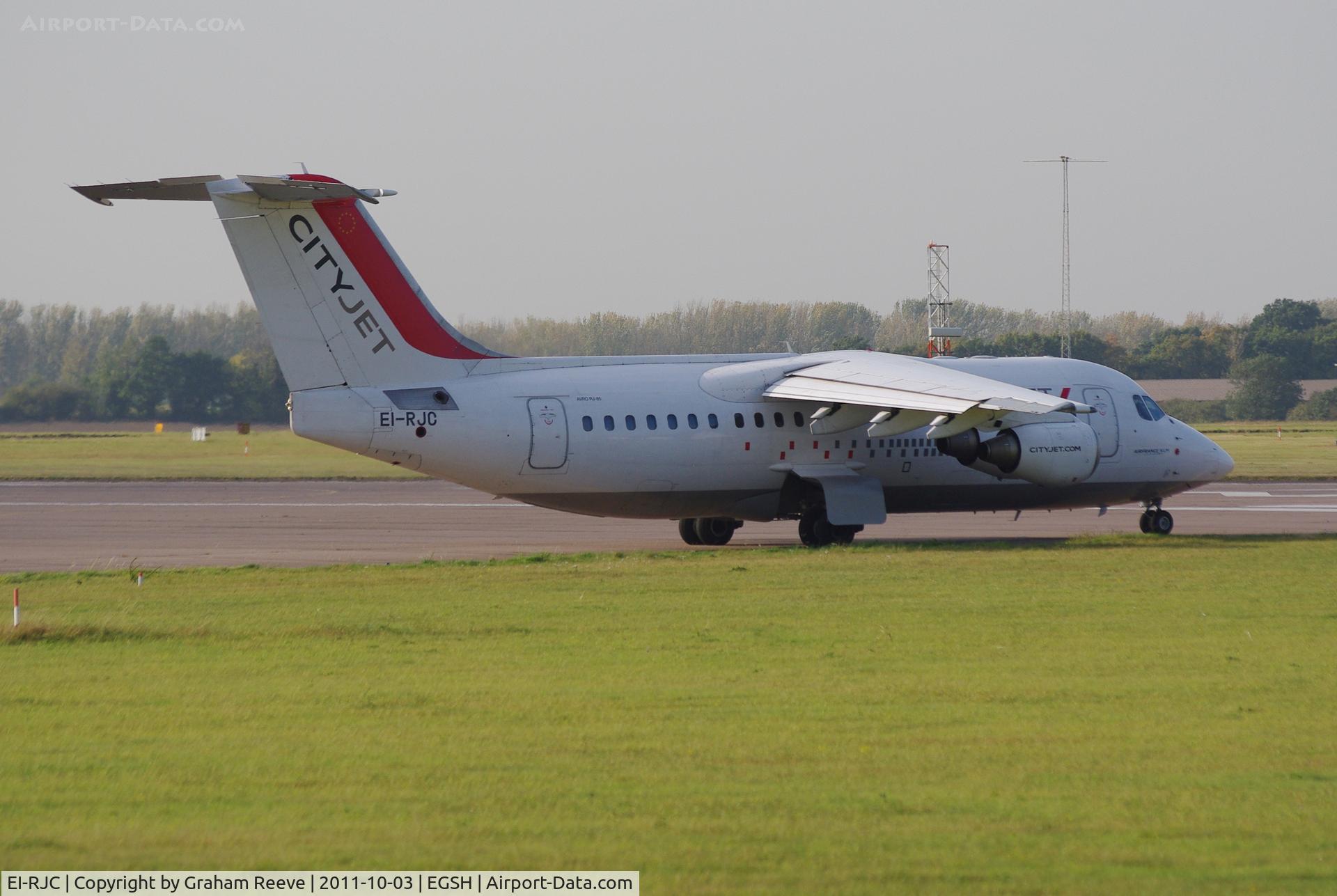 EI-RJC, 1998 British Aerospace Avro 146-RJ85 C/N E.2333, About to depart.