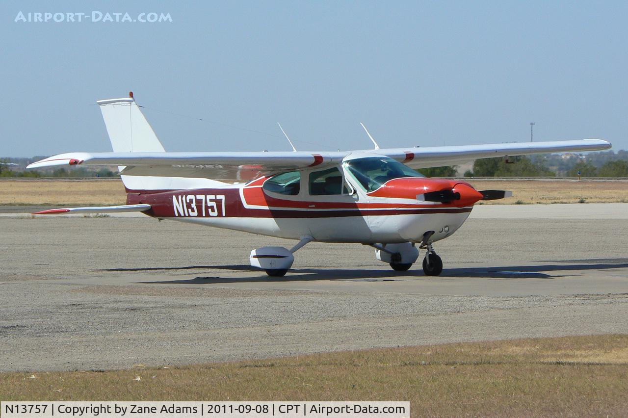 N13757, 1976 Cessna 177B Cardinal C/N 17702469, At Cleburne Municipal