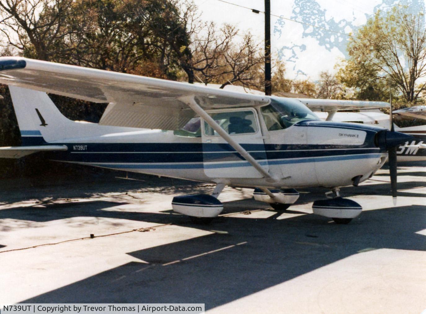N739UT, Cessna 172N C/N 17270823, Parked at Gunnell Aviation, Santa Monica Airport, 1979